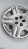 Toyota Avensis T220 R15 wheel hub/cap/trim 4260205080