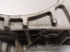 Dacia Sandero Soporte del alternador 8200669494