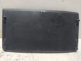 Peugeot 2008 II Tiroir / boîte de rangement console centrale 9828926880