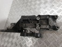 Volvo V70 Soporte del alternador 8642196