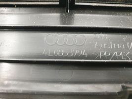 Audi Q7 4L Takaoven kynnyksen suojalista 4L0853794