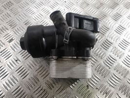 Volkswagen Tiguan Dzinēja eļļas radiators 03L117021C