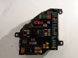 BMW 7 F01 F02 F03 F04 Drošinātāju bloks 9210857