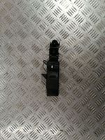 Toyota Avensis T270 Rear seatbelt buckle 609311000