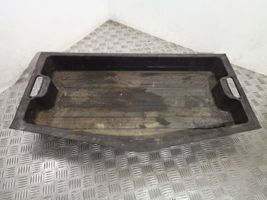 Audi Q7 4L Mantu nodalījums stumbrs 4L0864105B