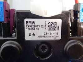 BMW 3 F30 F35 F31 Pystyantennivahvistin 9229043
