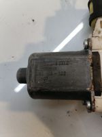 BMW 7 F01 F02 F03 F04 Moteur de lève-vitre de porte avant 7046032