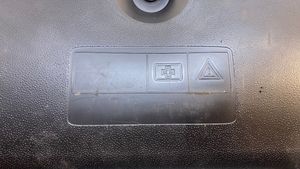 BMW 5 F10 F11 Moldura de la puerta/portón del maletero 6788803