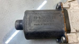 BMW 7 F01 F02 F03 F04 Moteur de lève-vitre de porte arrière 7046032