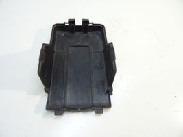 Volkswagen PASSAT B7 Coperchio/tappo della scatola vassoio della batteria 3C0915443