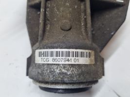 BMW 3 F30 F35 F31 Wspornik / Mocowanie łożyska podpory wału napędowego 8607941