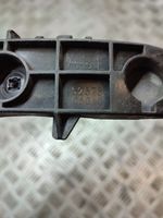 Toyota Avensis T270 Staffa di rinforzo montaggio del paraurti anteriore 52578