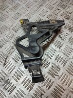 BMW 7 F01 F02 F03 F04 Supporto di montaggio del parafango 18022910