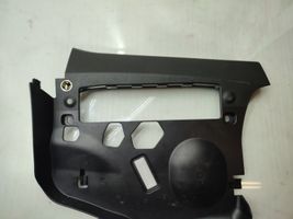 BMW 3 F30 F35 F31 Panelės apdailos skydas (apatinis) 9218558