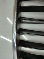 BMW X1 E84 Grille calandre supérieure de pare-chocs avant 2993305