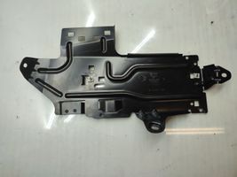 Audi Q7 4L Garso stiprintuvo laikiklis 4L0035464