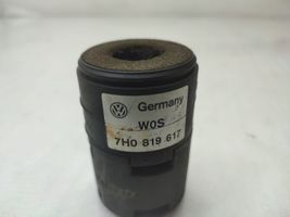 Volkswagen Golf VII Tłumik ogrzewania postojowego Webasto 7H0819617