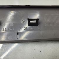 BMW 1 E81 E87 Panel popielniczki deski rozdzielczej 7129142