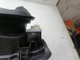 BMW 3 G20 G21 Bouchon, volet de trappe de réservoir à carburant 7645829