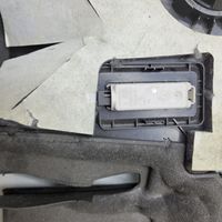 BMW 3 E92 E93 Verkleidung Armaturenbrett Cockpit unten 7149811