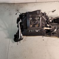 BMW 3 F30 F35 F31 Montaje de la caja de climatización interior 9296822