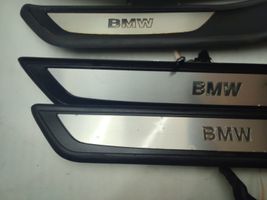 BMW 7 F01 F02 F03 F04 Zestaw listew progowych (wewnętrznych) 7181012
