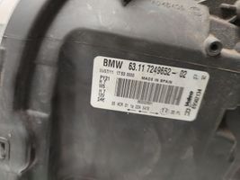 BMW 1 E81 E87 Lampa przednia 7249652