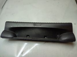 BMW 1 E81 E87 Rivestimento di protezione sottoporta del bagagliaio/baule 7123335