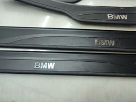 BMW 3 E90 E91 Listwa progowa przednia 7060279