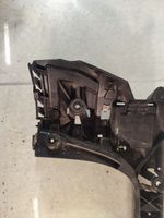 BMW X3 F25 Staffa angolare del supporto di montaggio del paraurti 7338757