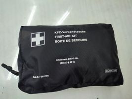 BMW X3 F25 Kit di pronto soccorso 7261178