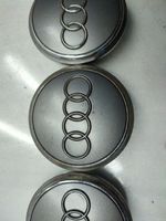 Audi Q7 4L Borchia ruota originale 4L0601170