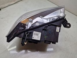 BMW X3 F25 Lampa przednia 7217297