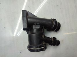 BMW 7 G11 G12 Termostat / Obudowa termostatu 