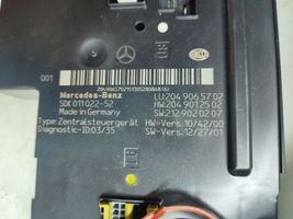 Mercedes-Benz GLK (X204) SAM-Steuereinheit 2049065702