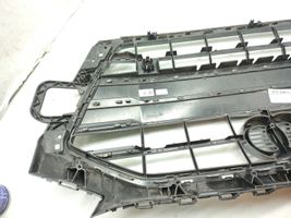 Audi A4 S4 B9 8W Maskownica / Grill / Atrapa górna chłodnicy 8W0853651DF