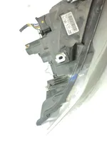 BMW 3 E90 E91 Lampa przednia 7202576