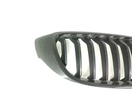 BMW 4 F32 F33 Grille calandre supérieure de pare-chocs avant 7294818