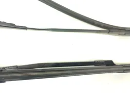 Opel Astra K Front wiper blade arm 39193932