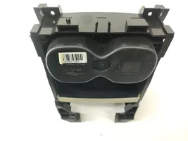 Volvo V70 Portavasos delantero 39997587