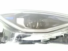 Renault Zoe Headlight/headlamp 260102384R