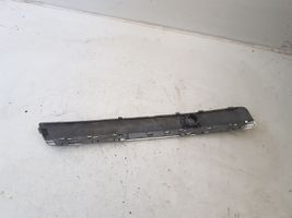 Audi A8 S8 D3 4E Rivestimento del pannello parte angolare del paraurti anteriore 4E0807223AB