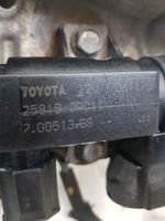 Toyota Corolla Verso E121 Zawór podciśnienia / Elektrozawór turbiny 258190R011
