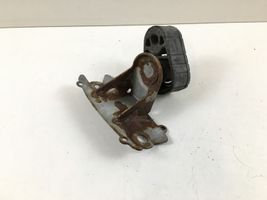 Volkswagen Touareg II Muffler mount bracket/holder 7P0253144