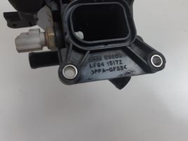 Mazda 3 I Pompe de circulation d'eau LF941517Z