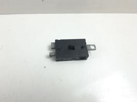 Volvo V40 Radio antena P30761696