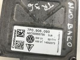 Volkswagen Touareg II Fuel pump relay 7P0906093