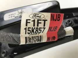 Ford Focus Autres éléments de console centrale F1FT15K857J4CP7