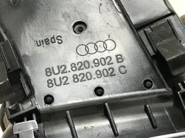 Audi Q3 8U Kojelaudan sivutuuletussuuttimen kehys 8U2820902B