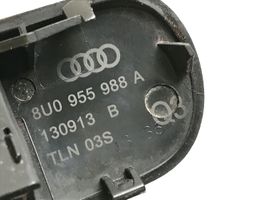 Audi Q3 8U Tuulilasinpesimen pesusuutin 8U0955988A